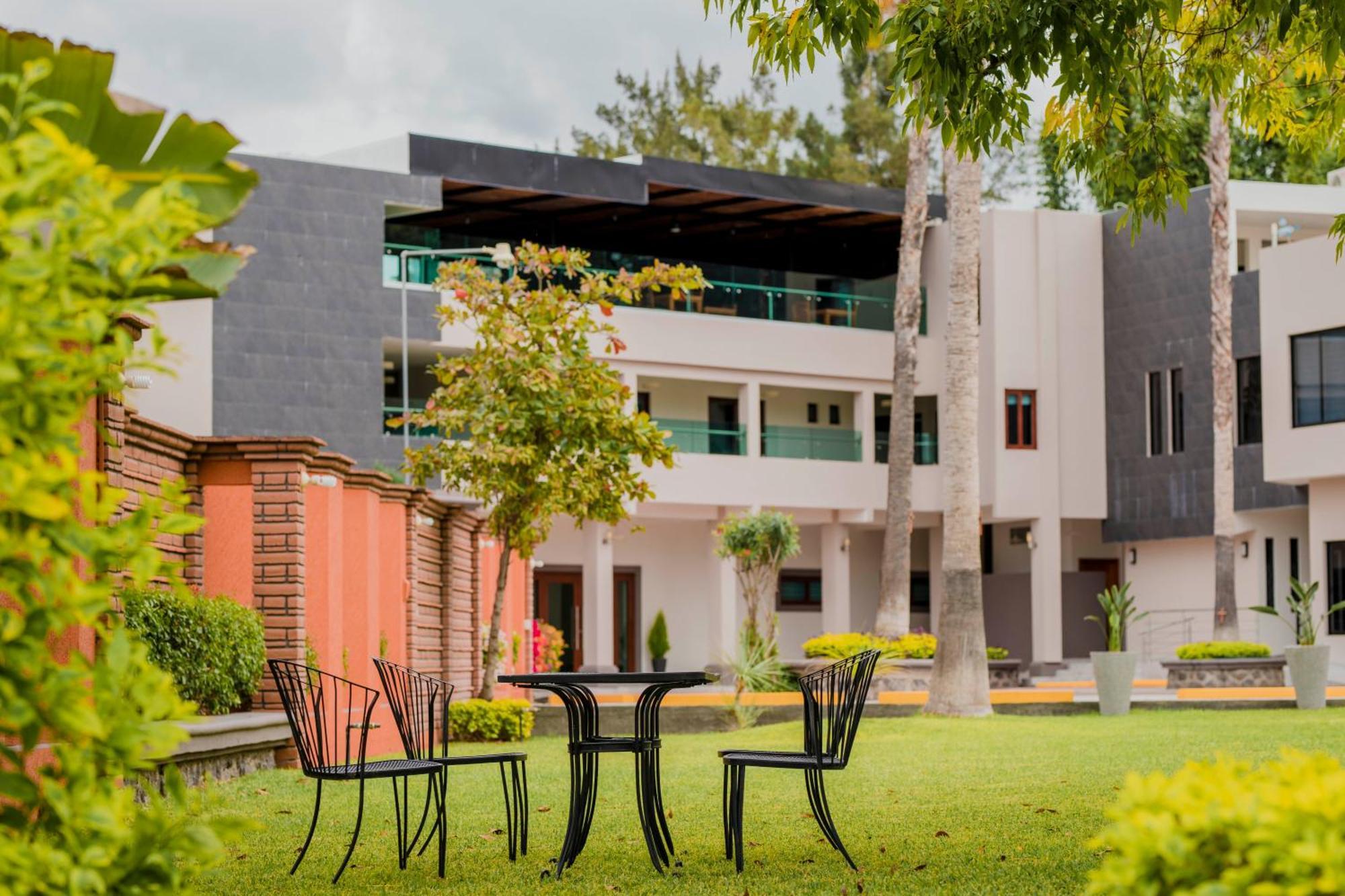 Hotel La Querencia Río Verde Екстериор снимка